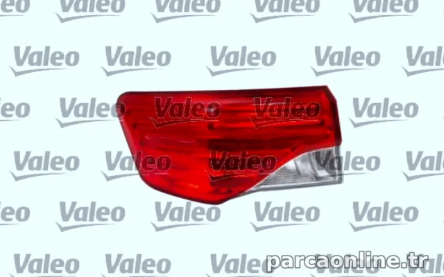 STOP LAMBASI SAG (LED’Lİ) AVENSIS SEDAN 2011> (Valeo)